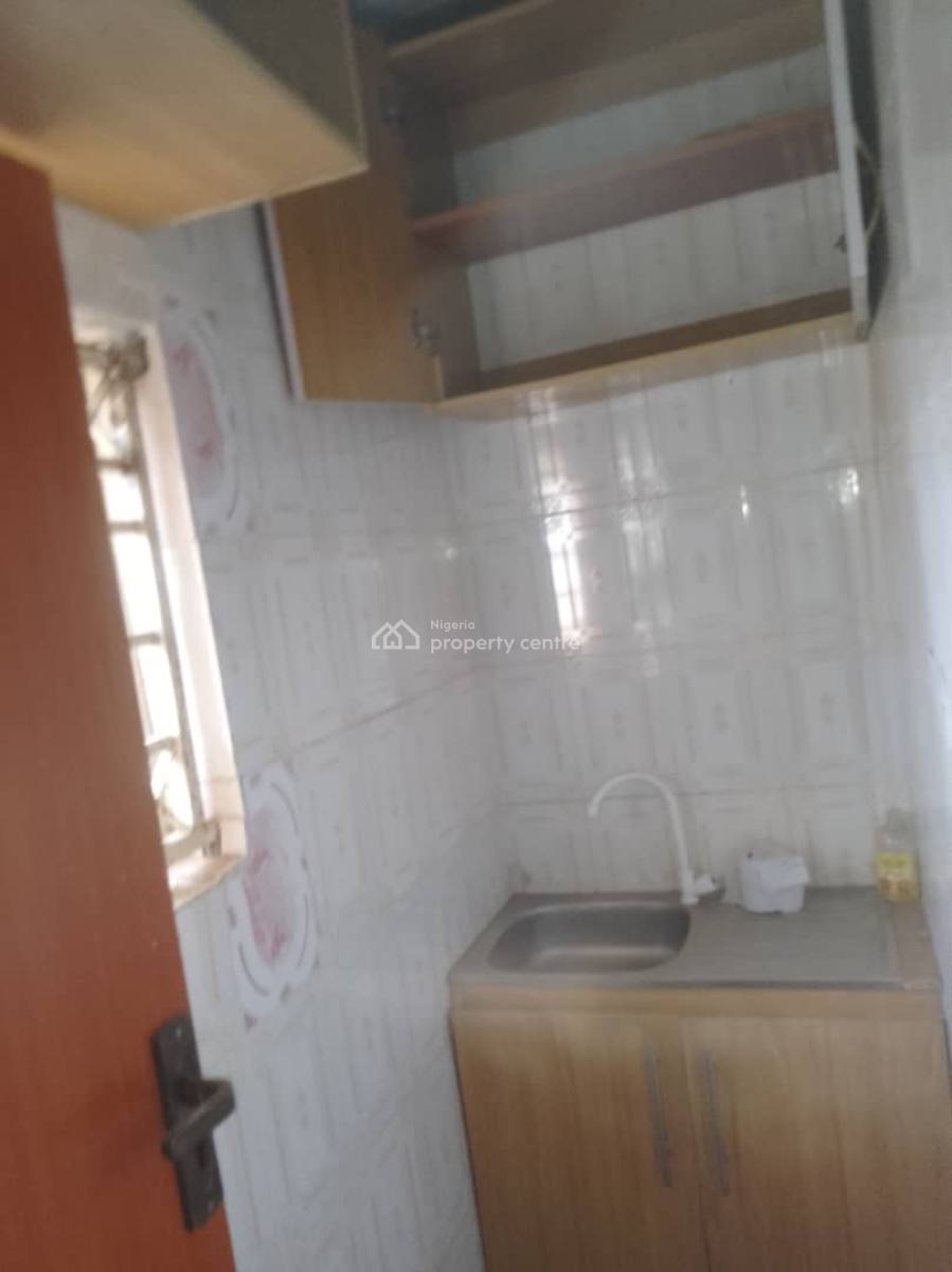 Excellent 1bedroom Apartment, 6th Avenue, Gwarinpa, Abuja, Flat / Apartment for Rent