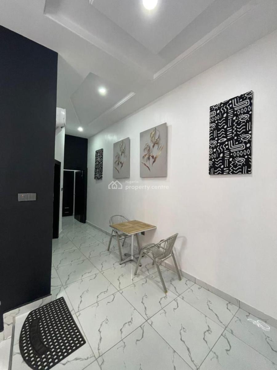 Luxury 4 Bedroom Duplex with Netflix and Snooker Board, Ikeja, Lagos, House Short Let