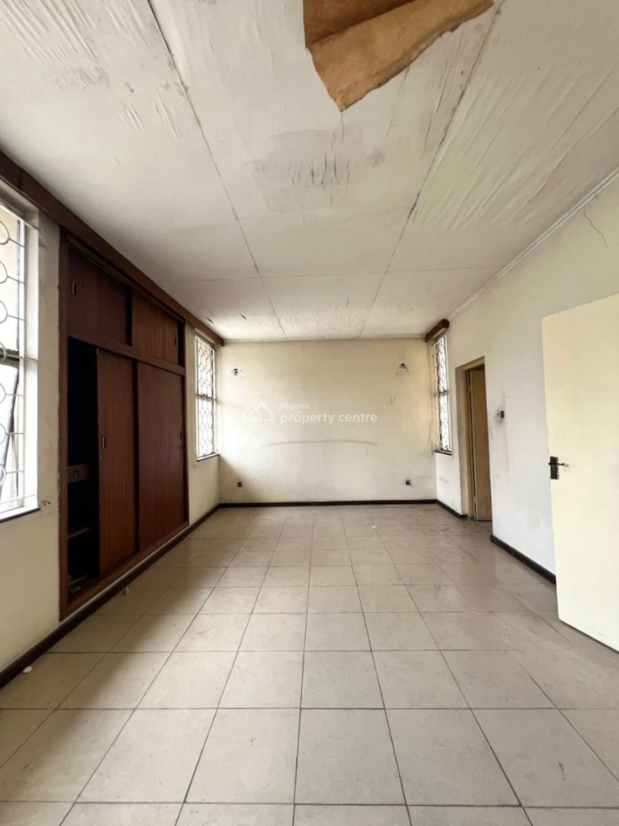 Classic 4 Bedroom Fully Detached Duplex with 3bqs in a Secure Estate, Ikoyi, Lagos, Detached Duplex for Rent