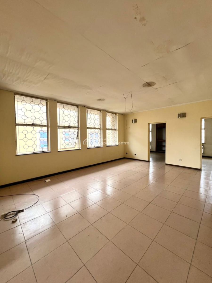 Classic 4 Bedroom Fully Detached Duplex with 3bqs in a Secure Estate, Ikoyi, Lagos, Detached Duplex for Rent