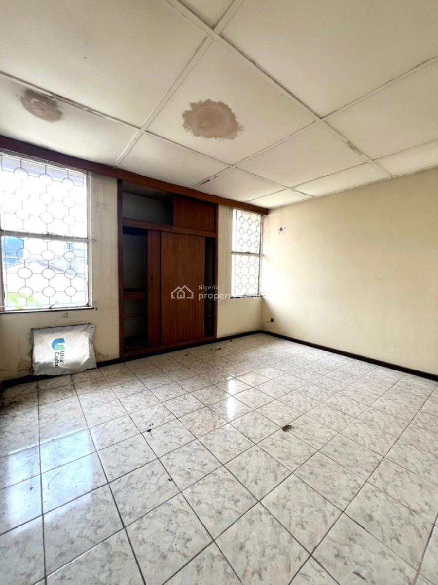 Classic 4 Bedroom Fully Detached Duplex with 3bqs in a Secure Estate, Ikoyi, Lagos, Detached Duplex for Rent