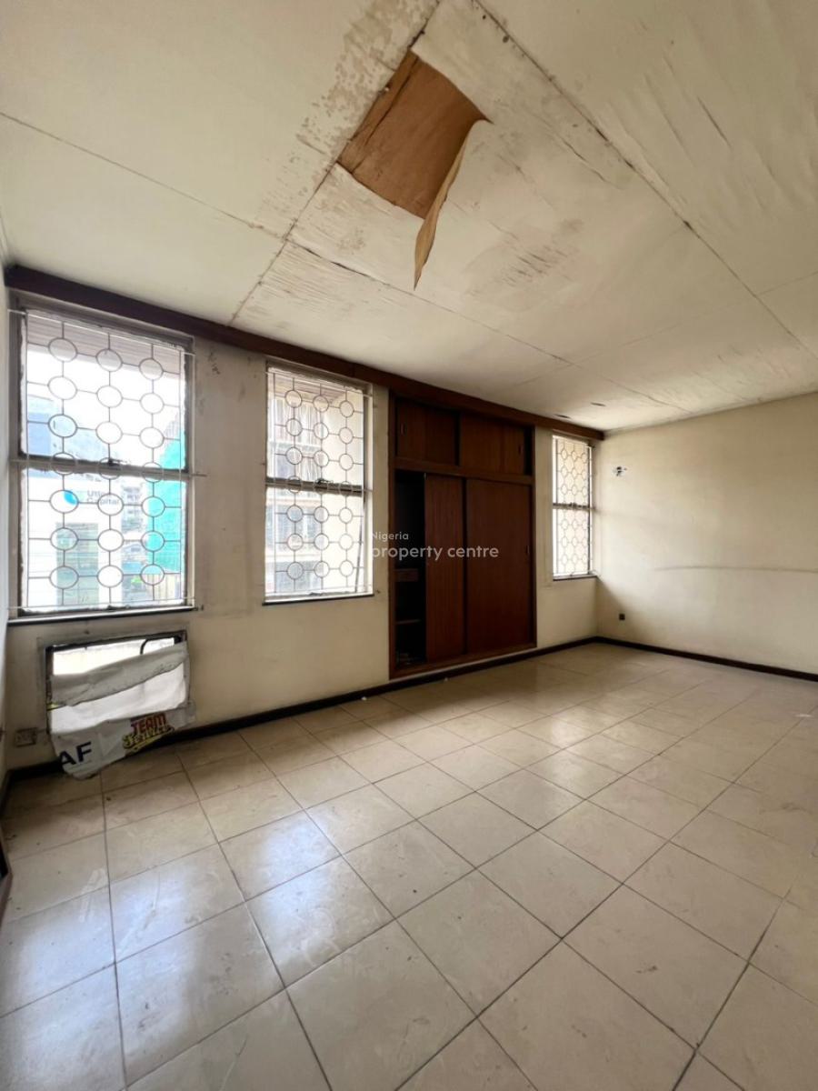 Classic 4 Bedroom Fully Detached Duplex with 3bqs in a Secure Estate, Ikoyi, Lagos, Detached Duplex for Rent