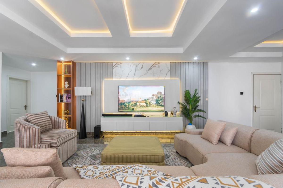 Waterfront 4 Bedroom Apartment with Top Notch Amenities Available., Lekki Phase 1, Lekki, Lagos, House Short Let