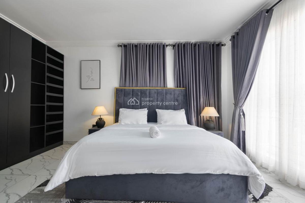 Waterfront 4 Bedroom Apartment with Top Notch Amenities Available., Lekki Phase 1, Lekki, Lagos, House Short Let