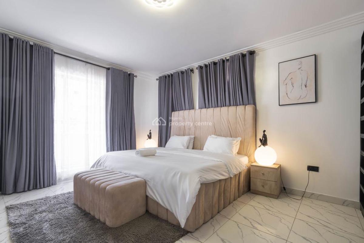 Waterfront 4 Bedroom Apartment with Top Notch Amenities Available., Lekki Phase 1, Lekki, Lagos, House Short Let