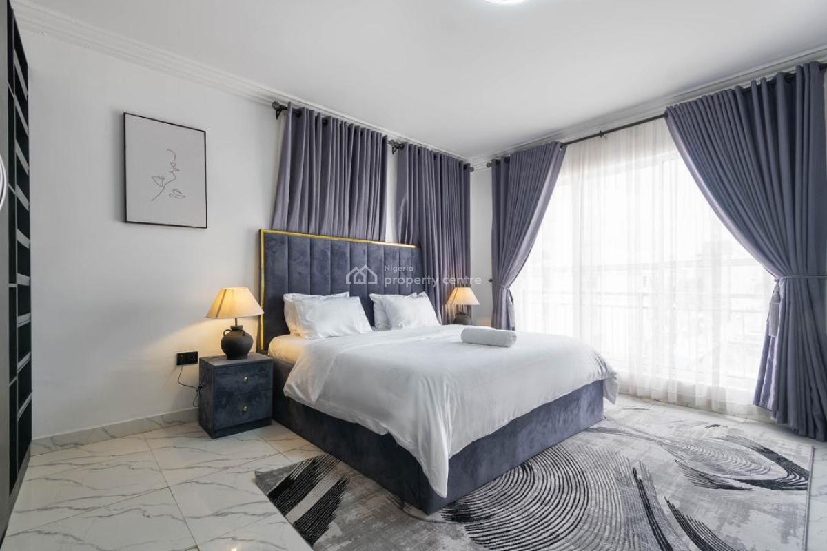 Waterfront 4 Bedroom Apartment with Top Notch Amenities Available., Lekki Phase 1, Lekki, Lagos, House Short Let