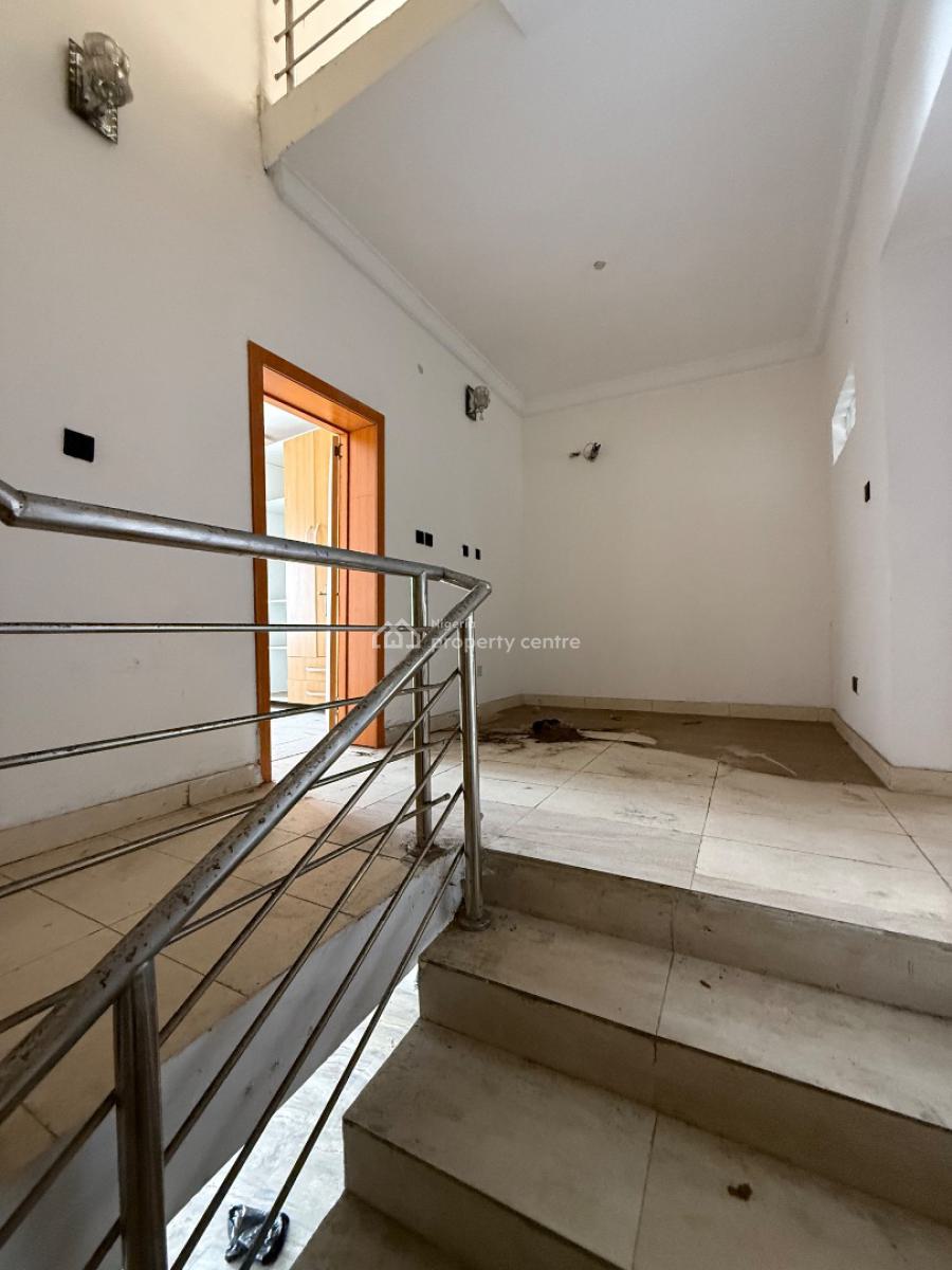 Brand New 5 Bedroom Terrace Duplex for Distress, Platinum Way, Ikate, Lekki, Lagos, Terraced Duplex for Sale