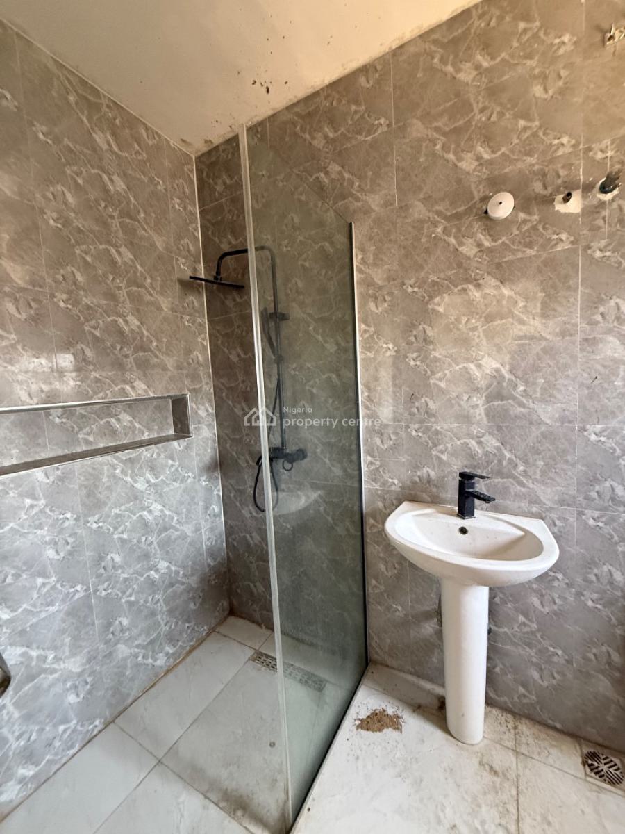 Brand New 5 Bedroom Terrace Duplex for Distress, Platinum Way, Ikate, Lekki, Lagos, Terraced Duplex for Sale