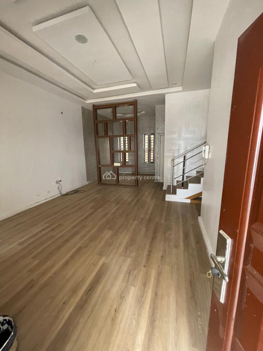 Spacious 4bedroom Terrace with Private Backyard, Ikota Gra, Ikota, Lekki, Lagos, Terraced Duplex for Sale