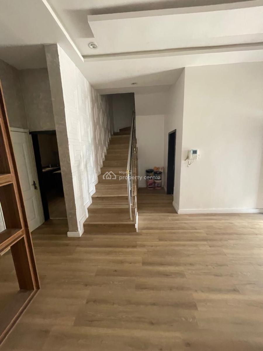 Spacious 4bedroom Terrace with Private Backyard, Ikota Gra, Ikota, Lekki, Lagos, Terraced Duplex for Sale