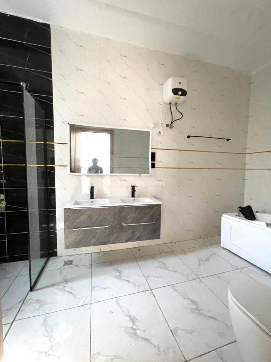 4 Bedroom Terrace Duplex, Ologolo, Lekki, Lagos, Terraced Duplex for Sale