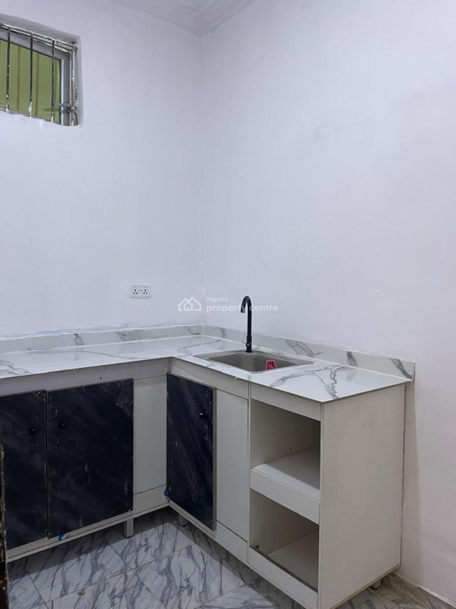 Fully Service Mini Flat, Chevron Drive, Lekki Phase 2, Lekki, Lagos, Mini Flat (room and Parlour) for Rent