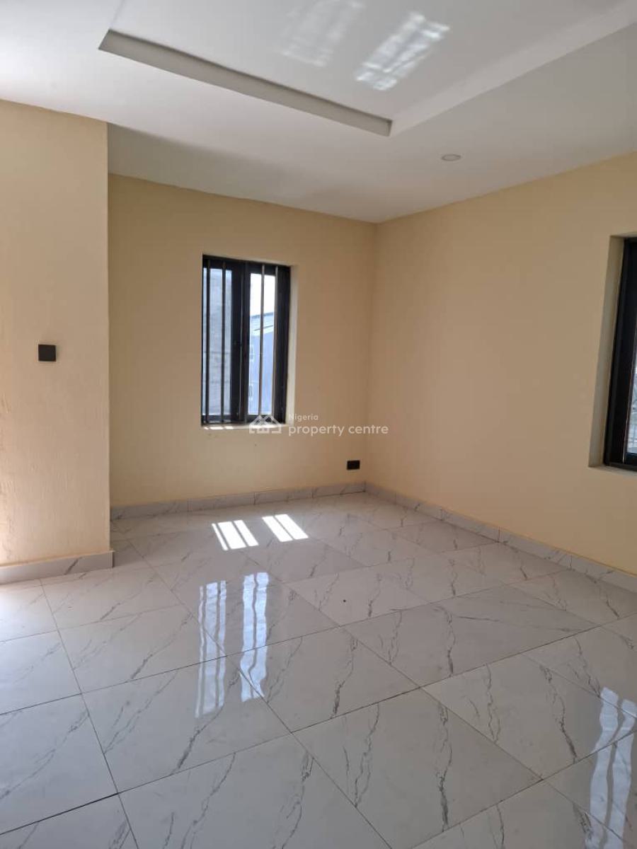 Brand New 3 Bedroom with Bq, Guzape District, Abuja, Flat / Apartment for Rent