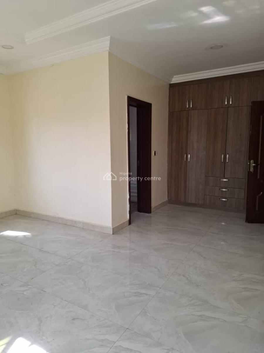 Luxury 3 Bedroom Apartment with a Bq, Guzape District, Abuja, Flat / Apartment for Rent