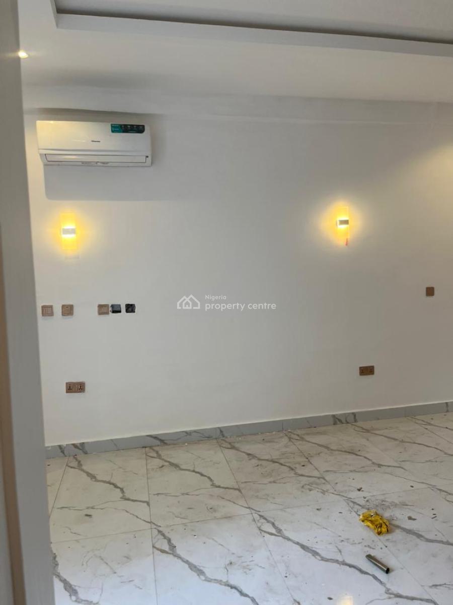 2bedroom Apartment Well Luxury and Standard, Chevron, Lekki, Lagos, Flat / Apartment for Rent
