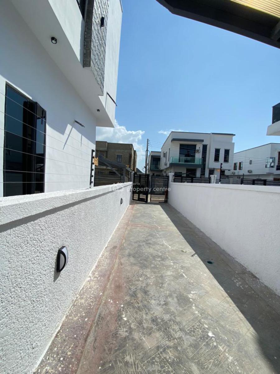 Nicely Finished 4 Bedroom Semidetached Duplex with Car Port, Orchid Road, Lekki, Lagos, Semi-detached Duplex for Sale
