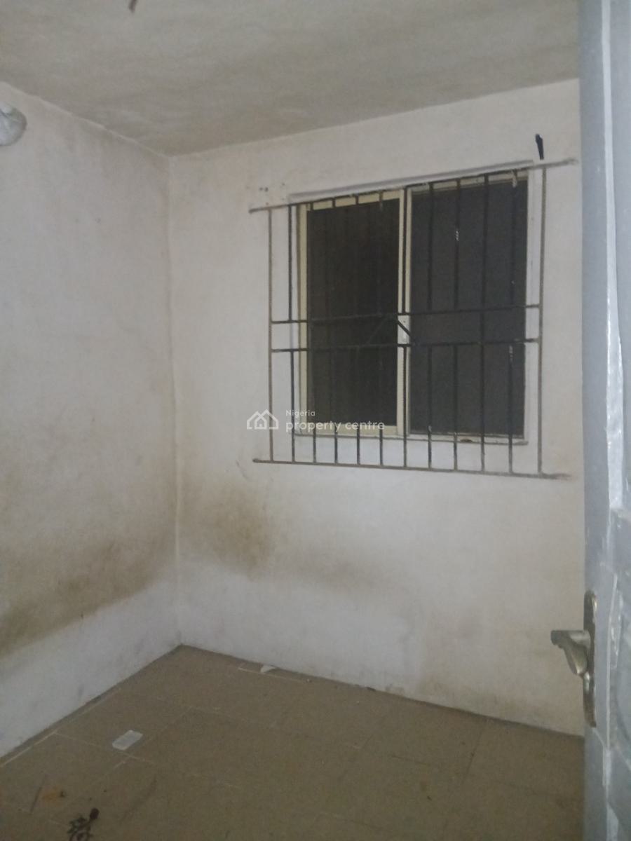 Nice Decent Mini Flats, Yaba, Lagos, Mini Flat (room and Parlour) for Rent