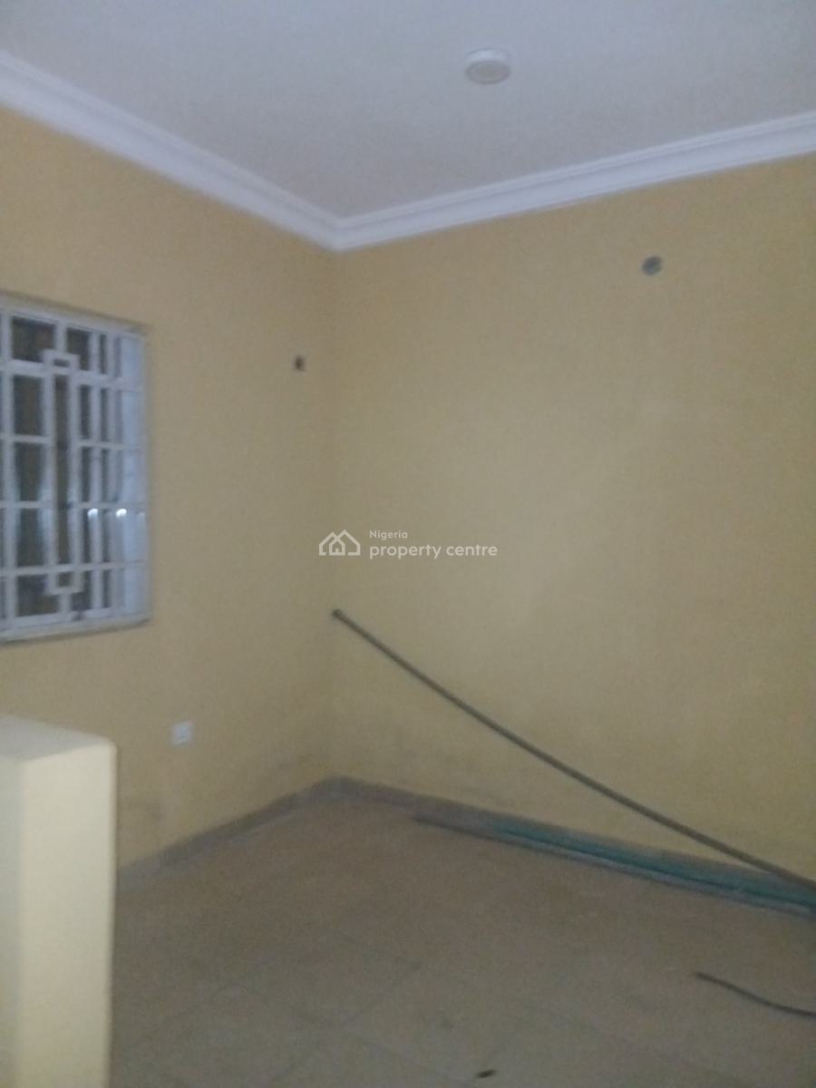 New Fine Selfcon, Yaba, Lagos, Self Contain (single Rooms) for Rent