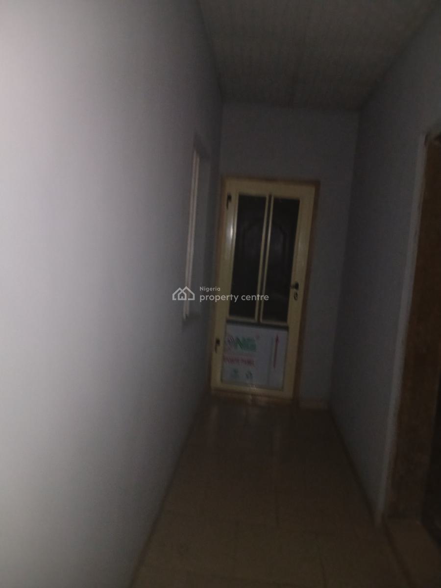 New Fine Selfcon, Yaba, Lagos, Self Contain (single Rooms) for Rent