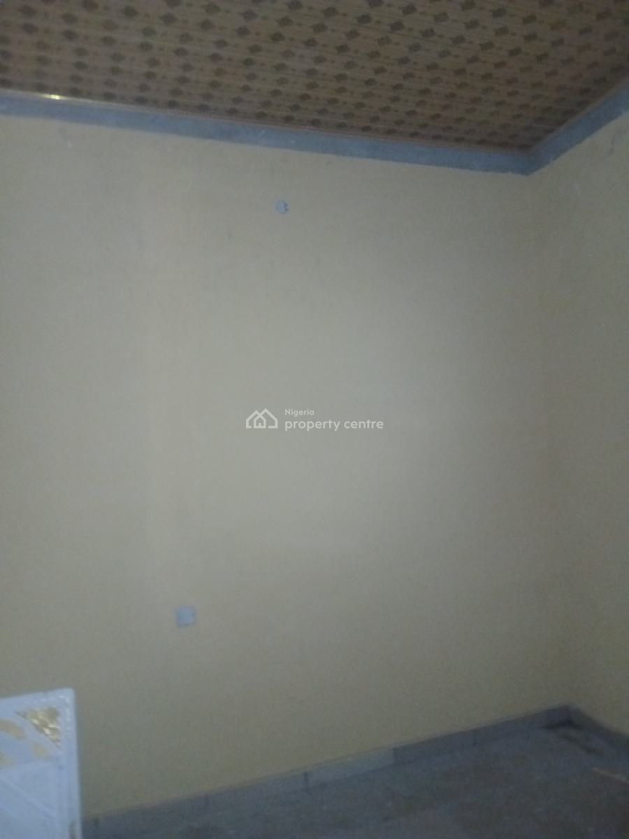 New Fine Selfcon, Yaba, Lagos, Self Contain (single Rooms) for Rent