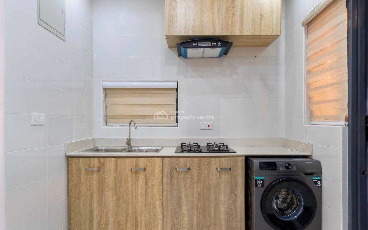 Apartment/ 2 Bedroom Apartment in Ikate, Ikate Elegushi, Lekki, Lagos, Flat / Apartment Short Let