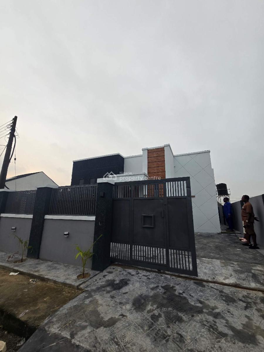 3bedroom Luxury Bedroom, Abraham Adesanya Estate, Ajah, Lagos, Detached Bungalow for Sale