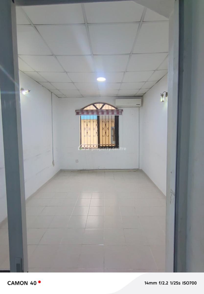 2 Rooms Corporate Office Spaces, Ikota Villa Estate, Lekki, Lagos, Office Space for Rent