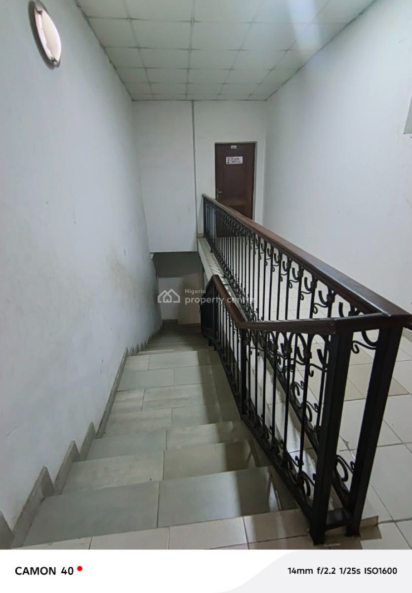 2 Rooms Corporate Office Spaces, Ikota Villa Estate, Lekki, Lagos, Office Space for Rent