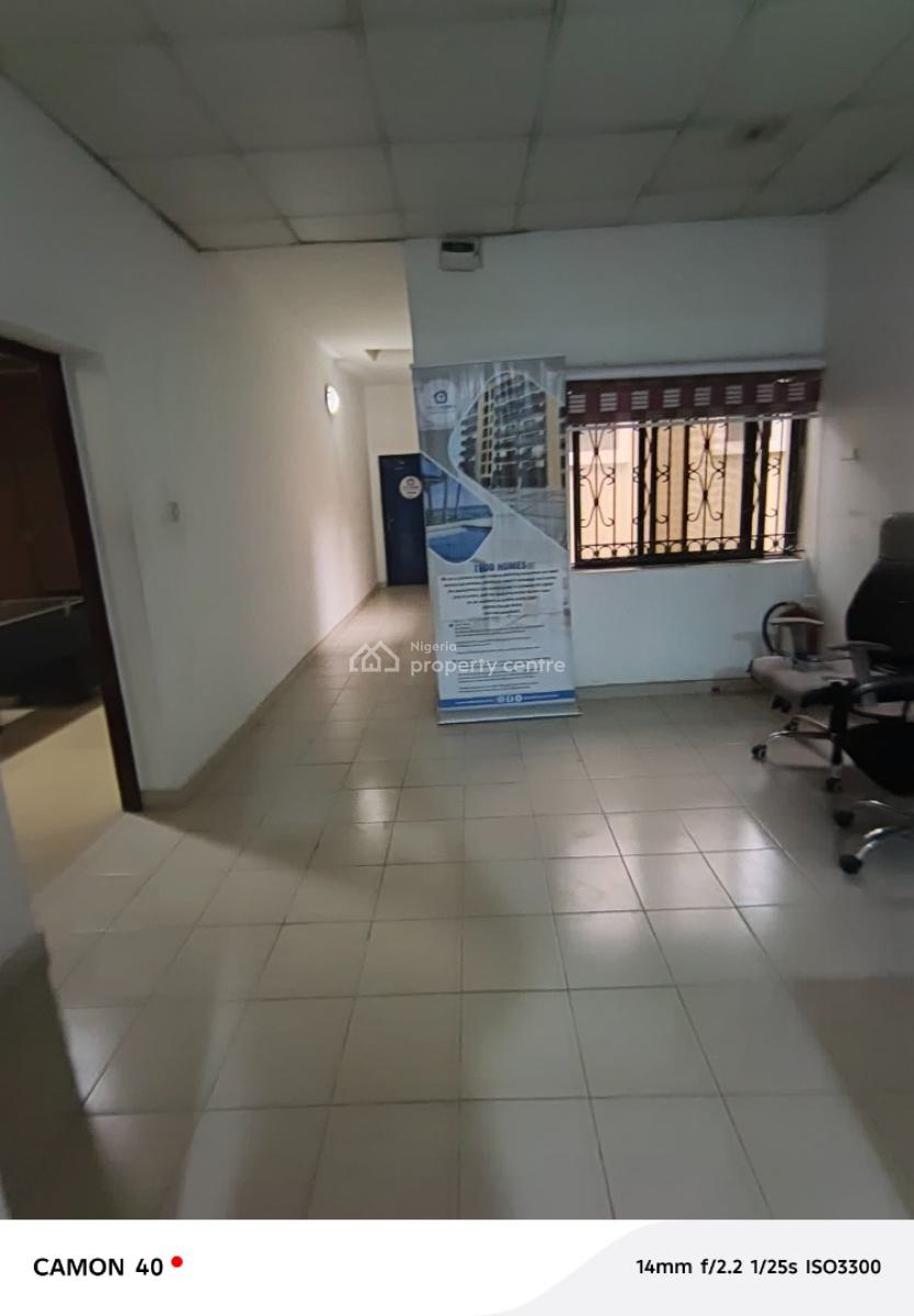 2 Rooms Corporate Office Spaces, Ikota Villa Estate, Lekki, Lagos, Office Space for Rent