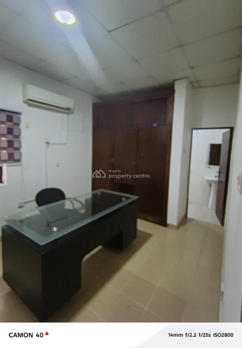 2 Rooms Corporate Office Spaces, Ikota Villa Estate, Lekki, Lagos, Office Space for Rent