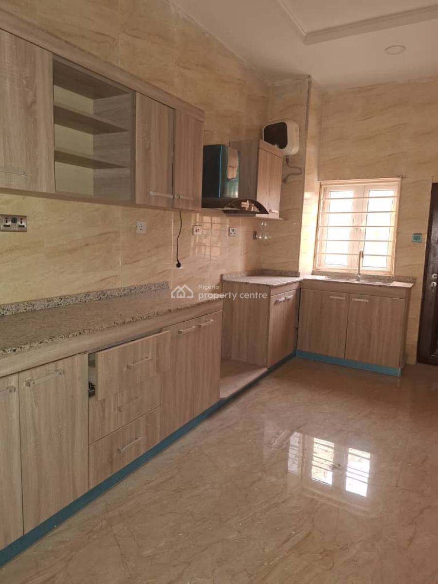 Smart 7 Units of 4 Bedroom Terrace Duplex, Guzape District, Abuja, Terraced Duplex for Sale