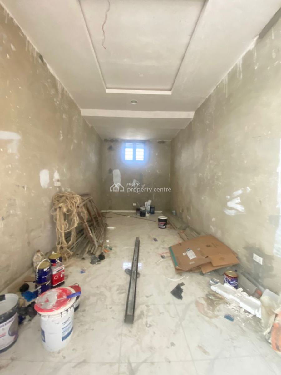 Newly Built Shop in a Mall, Orchid Road, Lekki, Lagos, Plaza / Complex / Mall for Sale