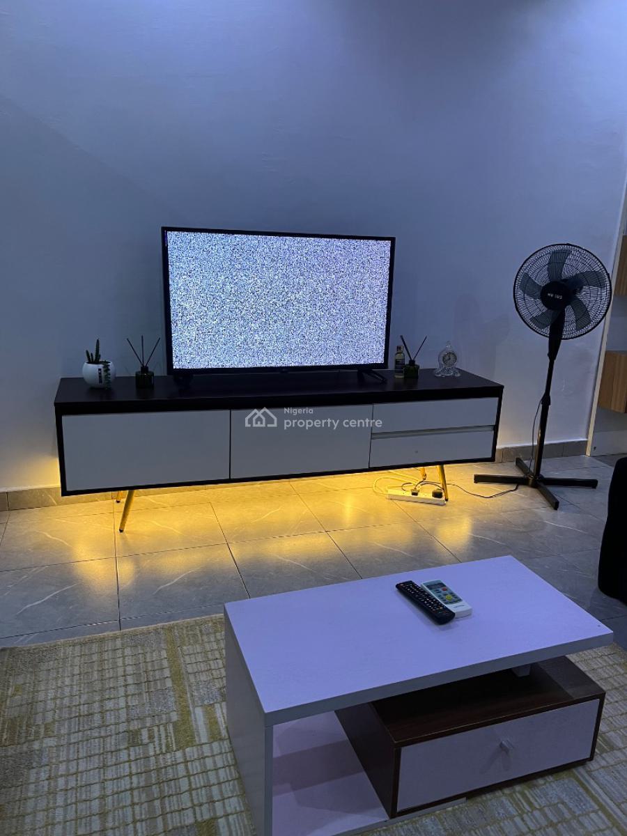 Furnished Studio Apartment in a Mini Estate, 8 Lawal Street, Jibowu, Yaba, Lagos, Self Contain (single Rooms) for Rent