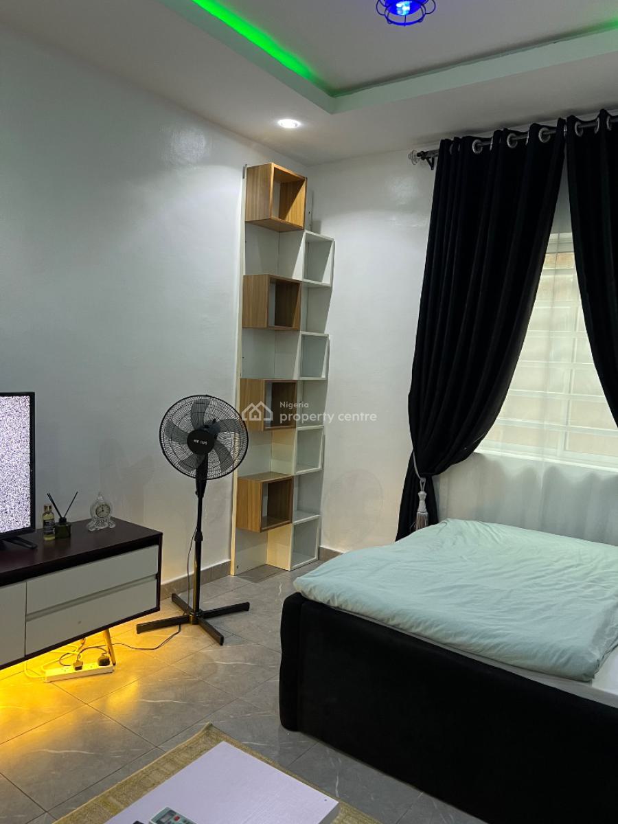 Furnished Studio Apartment in a Mini Estate, 8 Lawal Street, Jibowu, Yaba, Lagos, Self Contain (single Rooms) for Rent