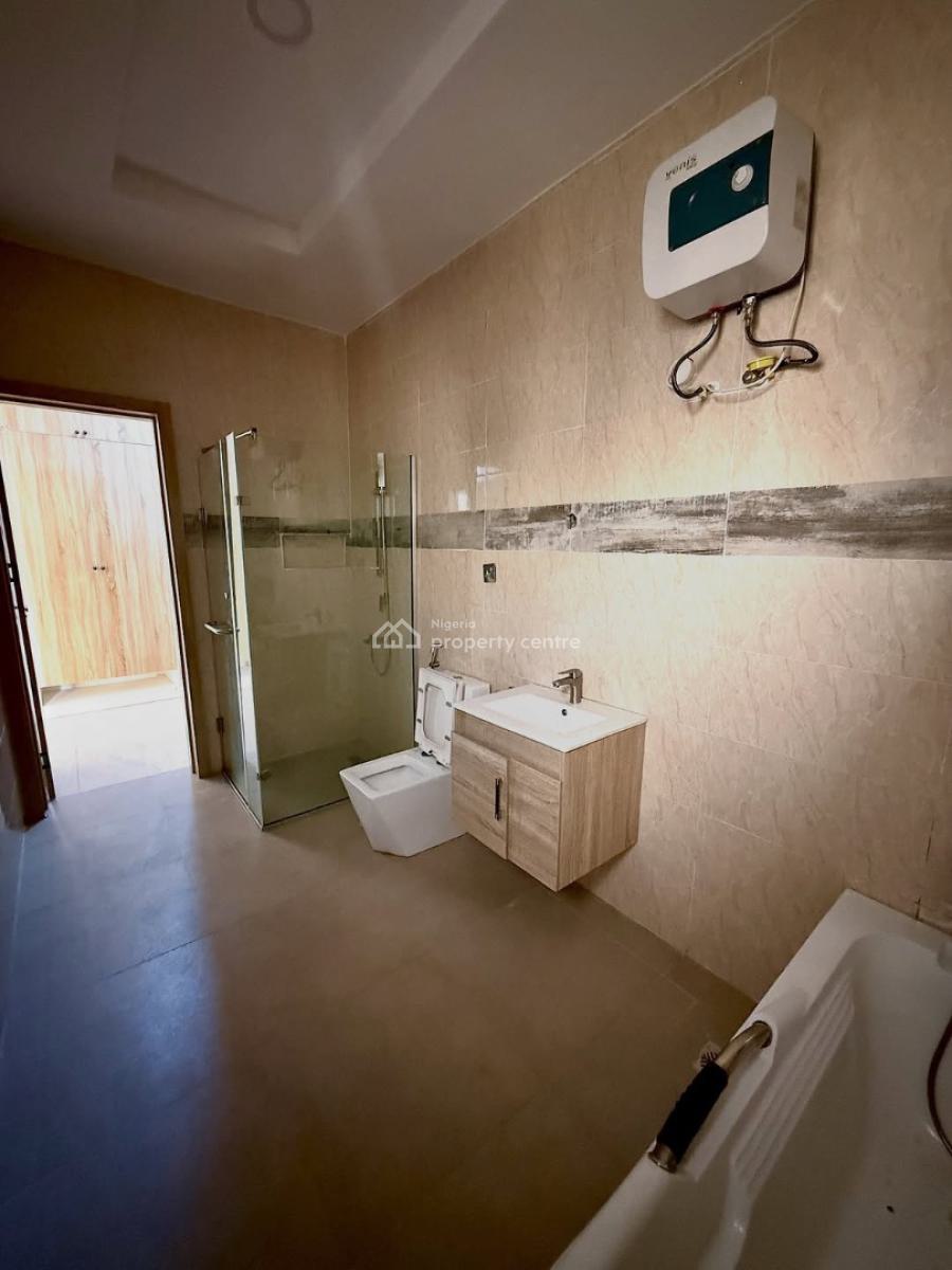 Spacious 3 Bedroom Terrace Duplex, Vgc, Lekki, Lagos, Terraced Duplex for Sale