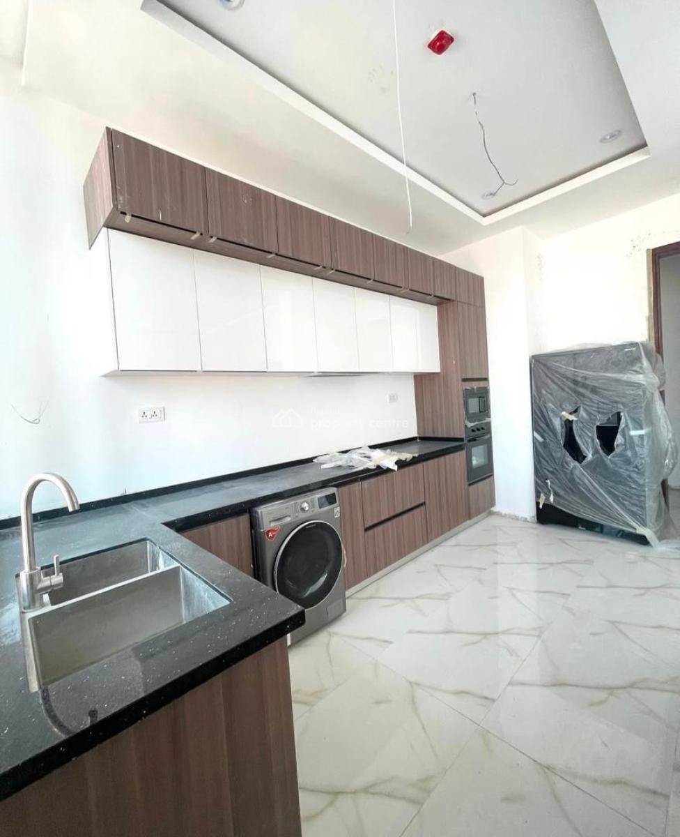 Luxury 3 Bedroom Apartment, Lekki Phase 1, Lekki, Lagos, Flat / Apartment for Sale
