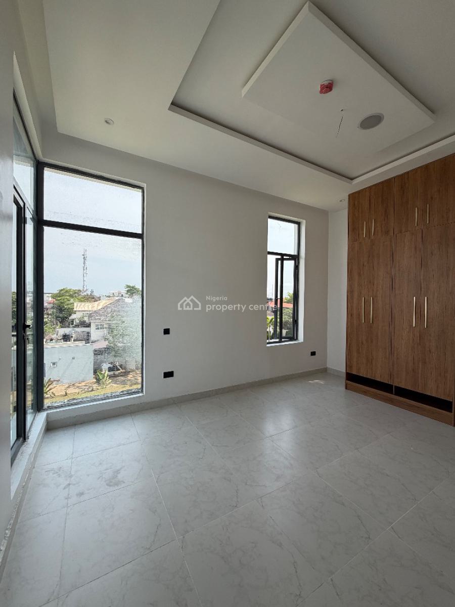 This  Beautiful  2 Bedroom Apartment Is Available, Lekki Phase 1, Lekki, Lagos, Flat / Apartment for Rent