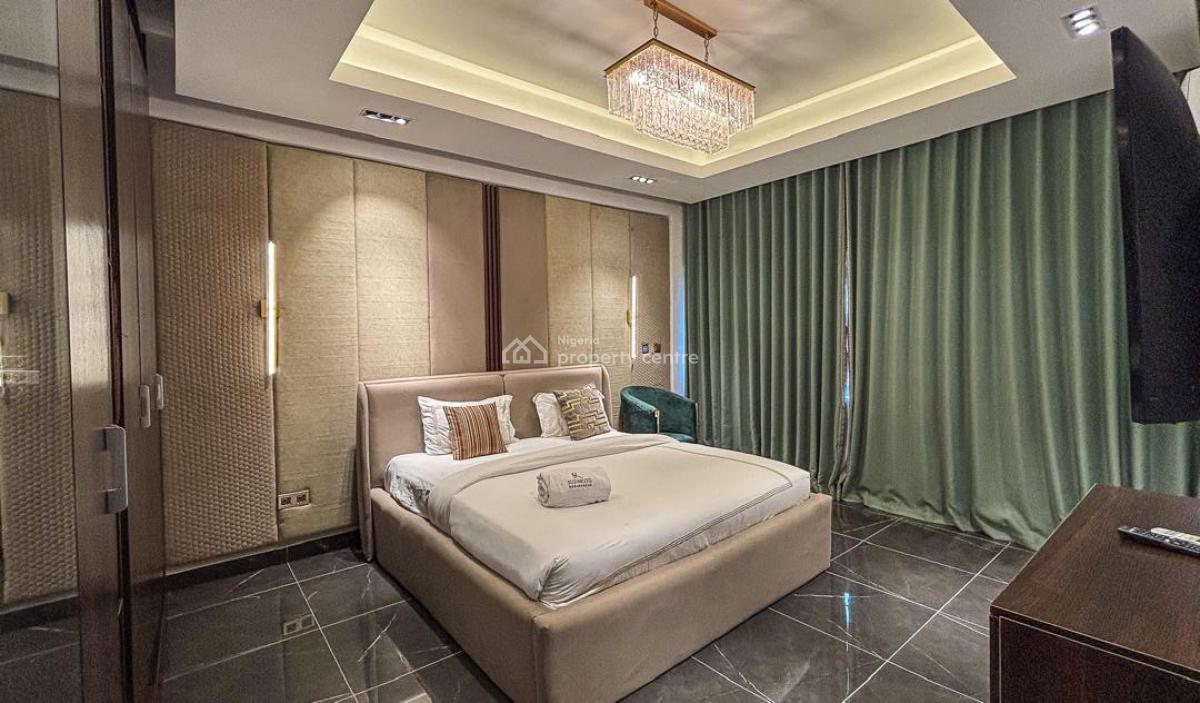 Exquisite 3 Bedroom Apartment with Top Notch Amenities., Old Ikoyi, Ikoyi, Lagos, Flat / Apartment Short Let