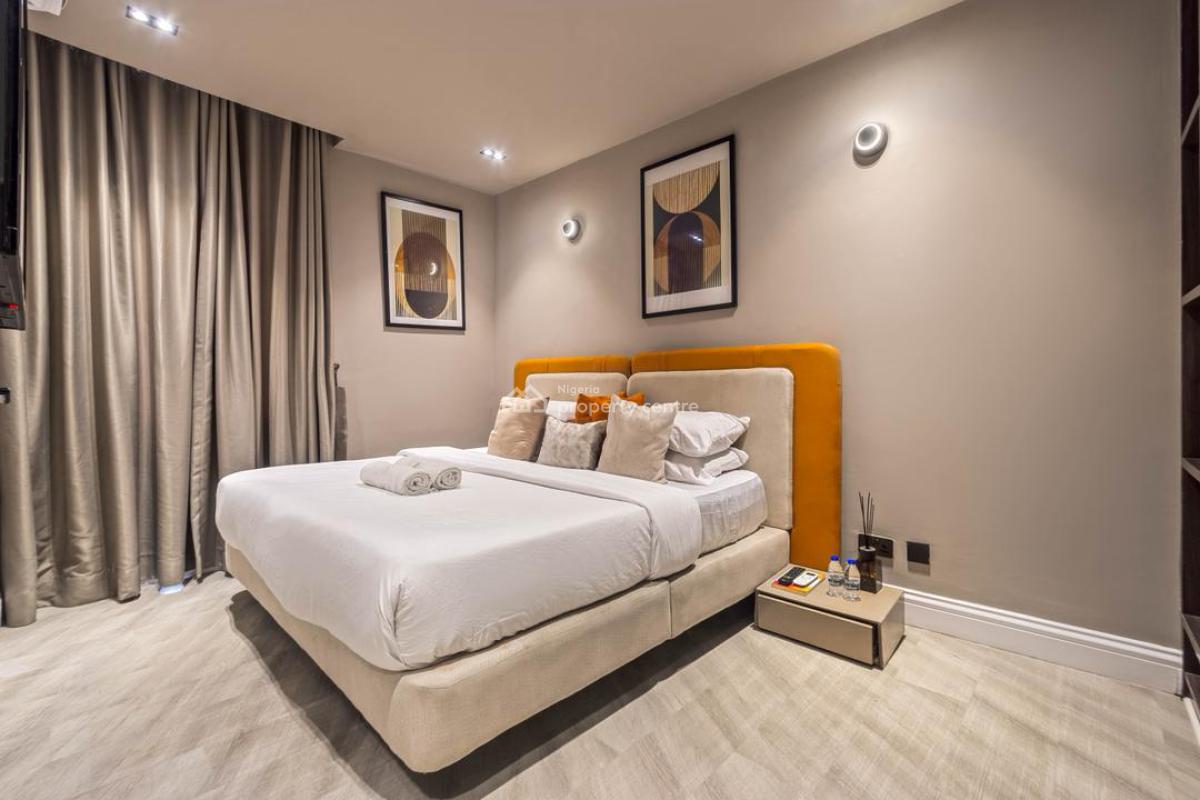 Stunning 3 Bedroom Apartment W/pool,balconies and More, Cooper Road, Ikoyi, Lagos, Flat / Apartment Short Let