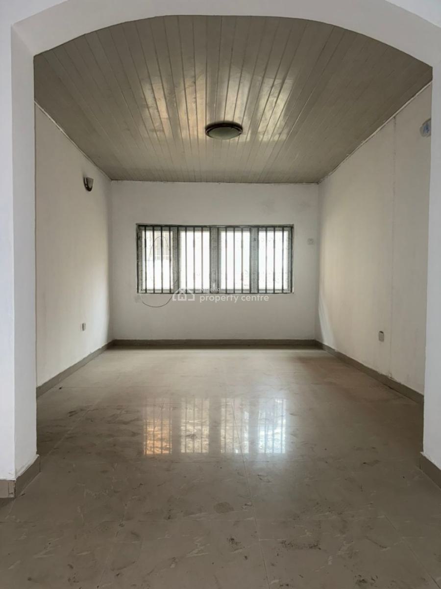 Spacious 3 Bedroom Flat in Serene and Secured Location, Chevron Drive, Lekki, Lekki, Lagos, Flat / Apartment for Rent