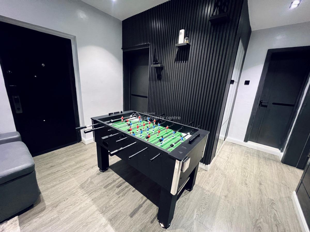 1 Bedroom Apartment with Ps5, Netflix and Soccer Game, Amuwo Odofin, Lagos, Flat / Apartment Short Let