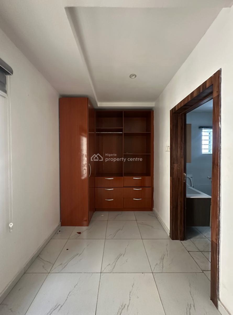 𝐌𝐀𝐈𝐍𝐓𝐀𝐈𝐍𝐄𝐃 5 𝐁𝐄𝐃𝐑𝐎𝐎𝐌 𝐒𝐄𝐌𝐈 𝐃𝐄𝐓𝐀𝐂𝐇𝐄𝐃 𝐃𝐔𝐏, Osapa, Lekki, Osapa, Lekki, Lagos, Semi-detached Duplex for Rent