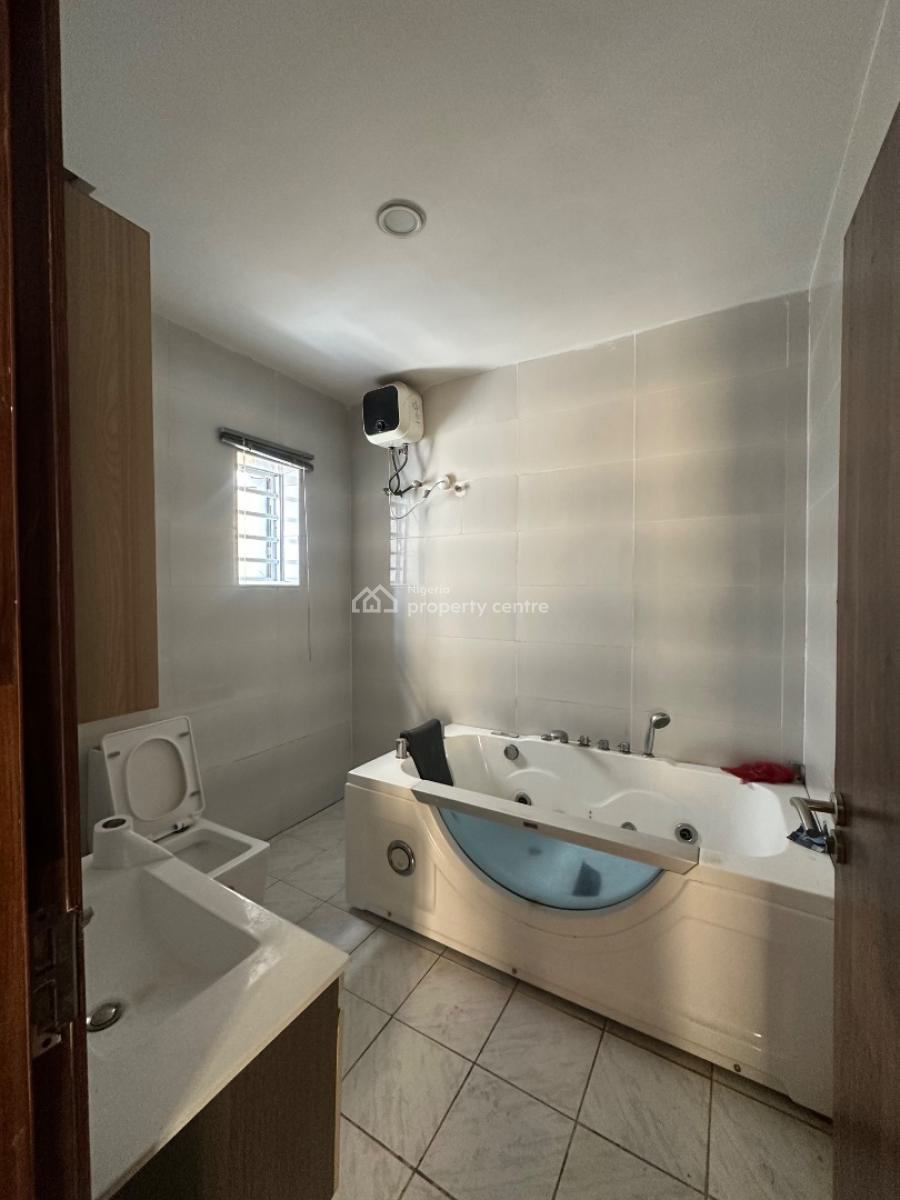 𝐌𝐀𝐈𝐍𝐓𝐀𝐈𝐍𝐄𝐃 5 𝐁𝐄𝐃𝐑𝐎𝐎𝐌 𝐒𝐄𝐌𝐈 𝐃𝐄𝐓𝐀𝐂𝐇𝐄𝐃 𝐃𝐔𝐏, Osapa, Lekki, Osapa, Lekki, Lagos, Semi-detached Duplex for Rent