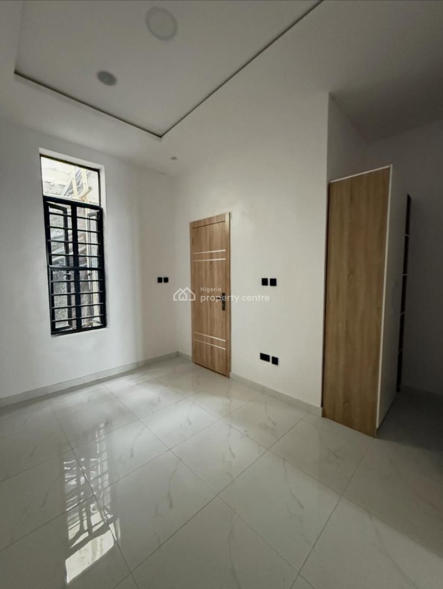 Spacious 4 Bedroom Terrace Duplex, Chevron, Lekki, Lagos, Terraced Duplex for Sale