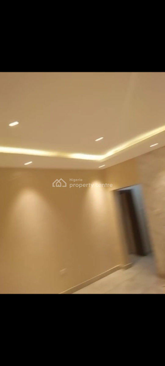 Standard and Spacious 3bedroom Flat, Close to Ocean Palm, Sangotedo, Ajah, Lagos, Flat / Apartment for Rent