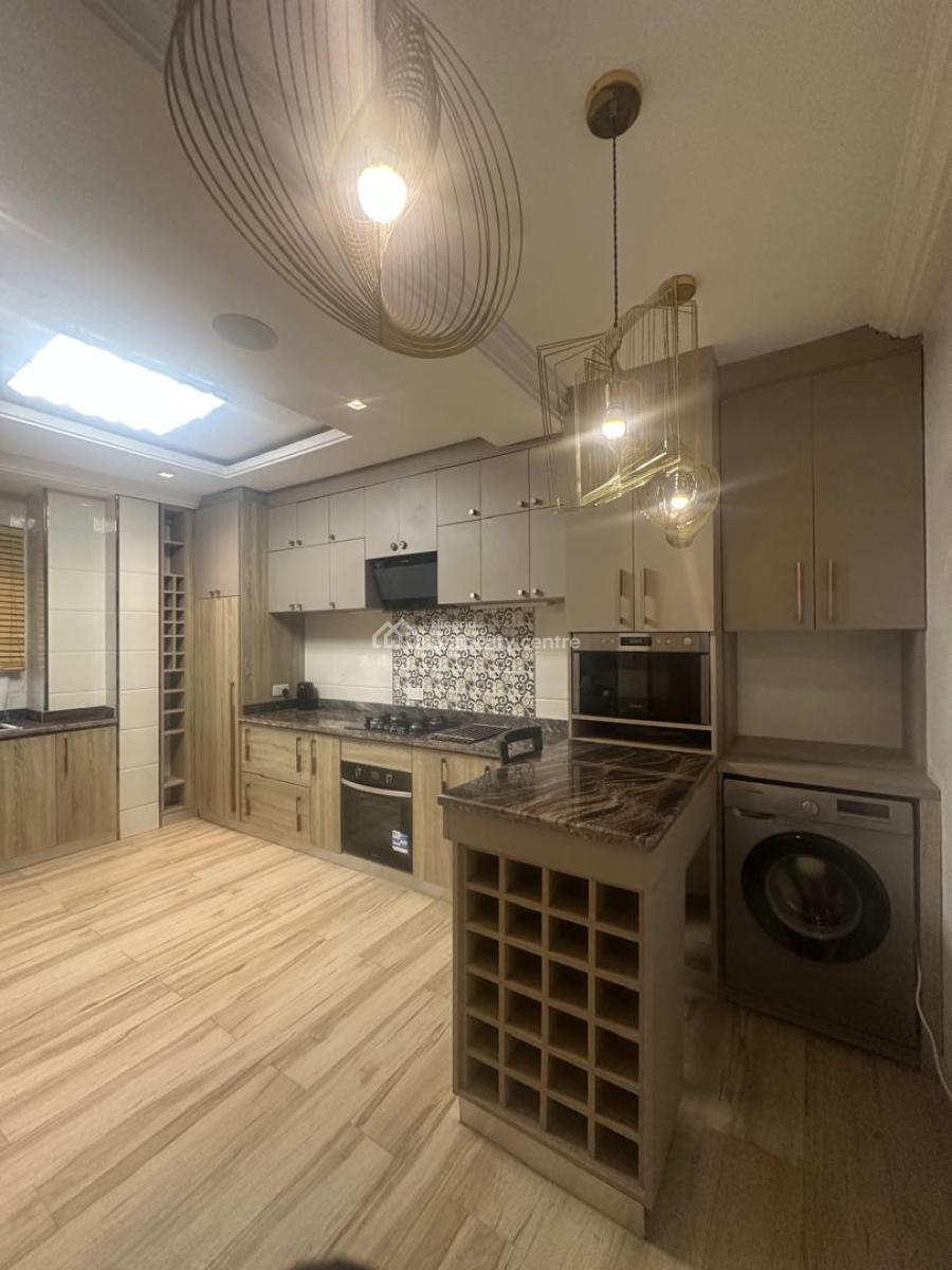 4 Bedroom Apartment with Gym and Swimming Pool, Banana Island, Ikoyi, Lagos, Flat / Apartment Short Let