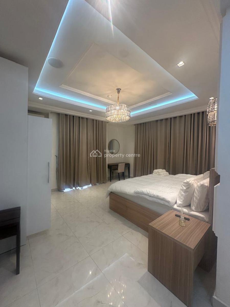 4 Bedroom Apartment with Gym and Swimming Pool, Banana Island, Ikoyi, Lagos, Flat / Apartment Short Let