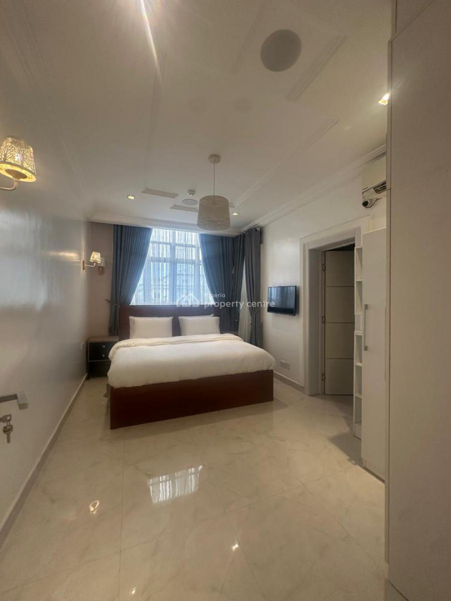 4 Bedroom Apartment with Gym and Swimming Pool, Banana Island, Ikoyi, Lagos, Flat / Apartment Short Let