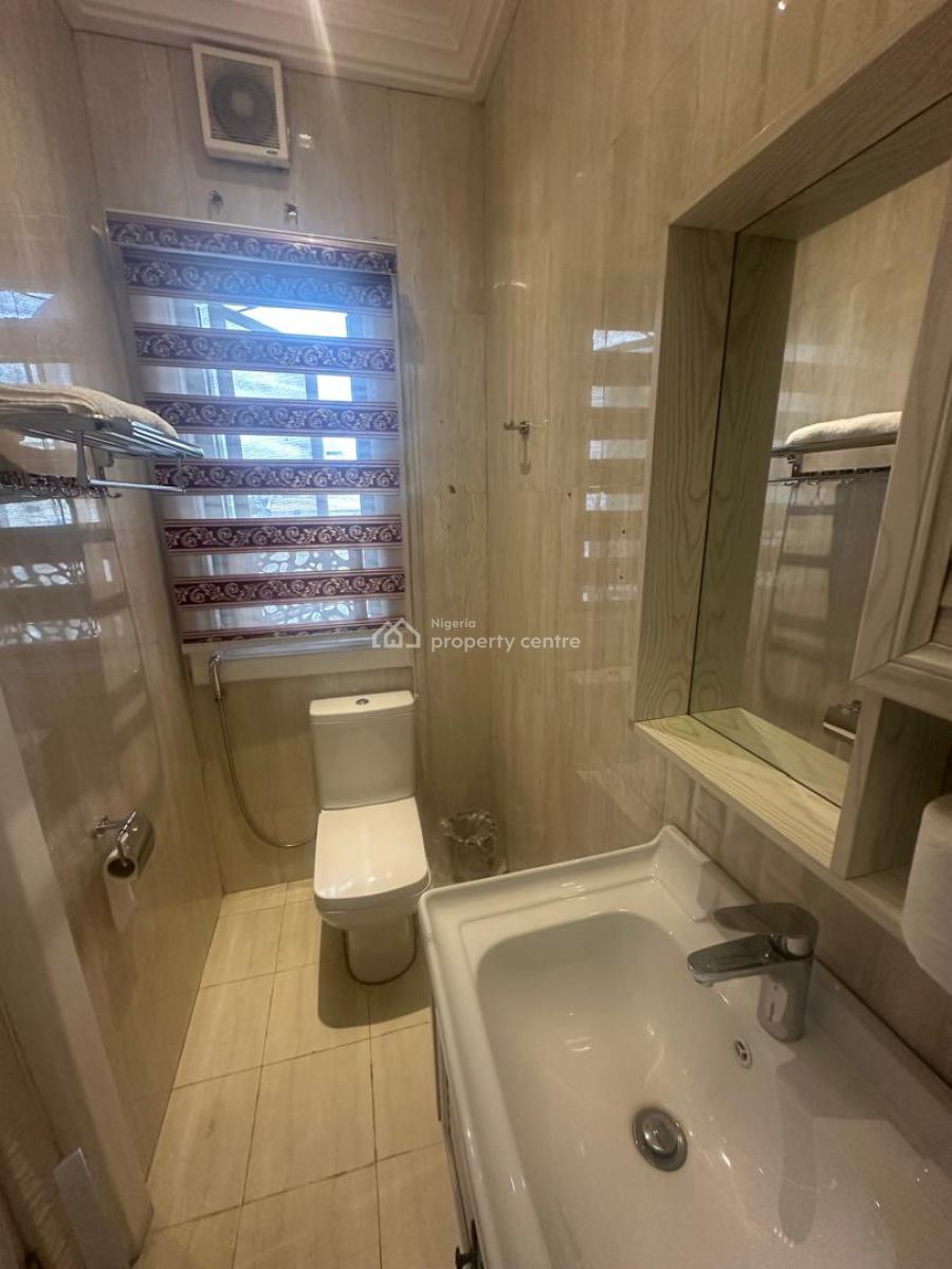 4 Bedroom Apartment with Gym and Swimming Pool, Banana Island, Ikoyi, Lagos, Flat / Apartment Short Let