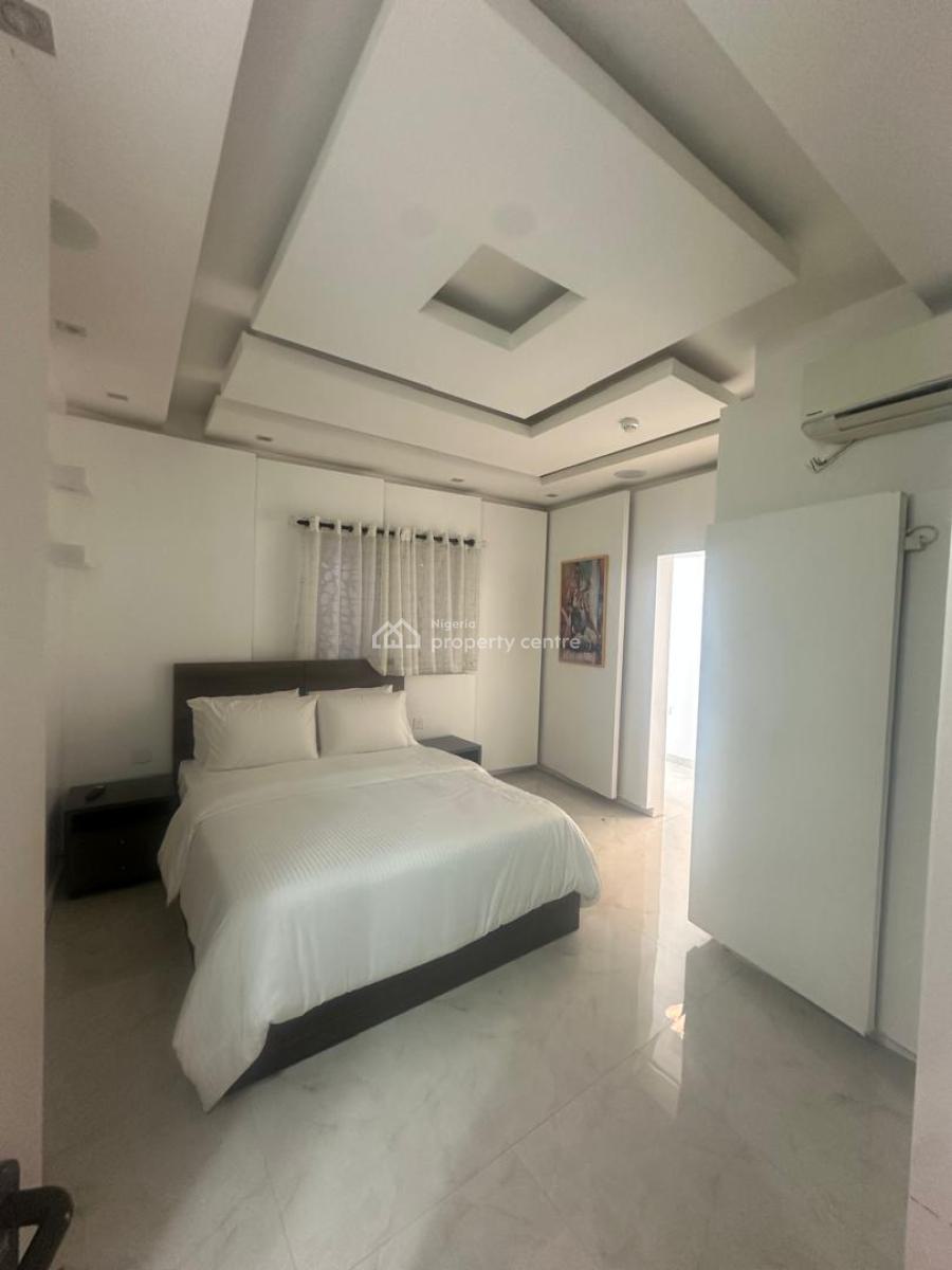 4 Bedroom Apartment with Gym and Swimming Pool, Banana Island, Ikoyi, Lagos, Flat / Apartment Short Let
